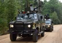 Прикордонники розбили ворожі укриття на Вовчанському напрямку (відео)