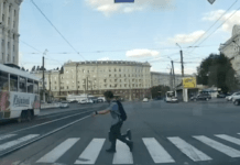 У Дніпрі чоловік вкрав у дитини гіроскутер