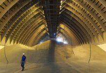 Україна доставила до Палестини гумдопомогу у вигляді тисячі тонн борошна