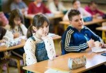 Більше не добровільно. У Польщі хочуть запровадити нове правило для українських дітей