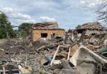 Унаслідок влучання боєприпасу в магазин на Донеччині загинули жінка та чоловік – ОВА