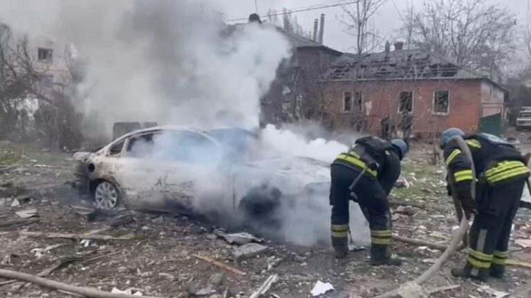 Війська РФ атакували Словʼянськ, троє поранених – прокуратура