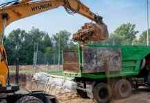 В шкільних укриттях Камʼянського виконують ремонтні роботи