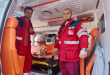 Переходила залізницю в навушниках та попала під потяг: на Дніпропетровщині ратують 16-річну дівчину