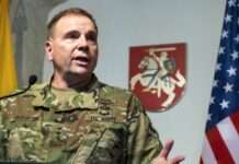 Бен Годжес: США не повинні обмежувати Україну в ударах – російські аеродроми є законними цілями