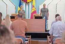 Вручення стипендії найкращим учням із числа дітей-сиріт та дітей, позбавлених батьківського піклування