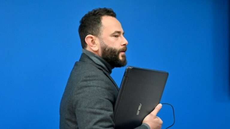 ДБР повідомило нову підозру нардепу Дубінському за допомогу в незаконному перетині кордону