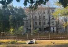 Число загиблих через подвійний удар РФ по лікарні в Сумах зросло до семи – ОВА