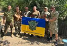 Міський голова Камʼянського побував на Донецькому напрямку та передав партію допомоги нашим захисникам