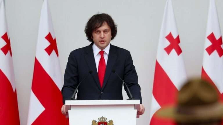 Премʼєр Грузії прокоментував використання фото зруйнованих міст України в політичній рекламі