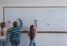 Податкова знижка на навчання дитини: хто має право та як оформити в Україні