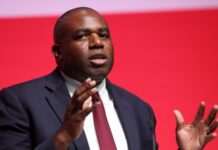 Голова МЗС Великої Британії очікує на дозвіл бити вглиб РФ до початку зими