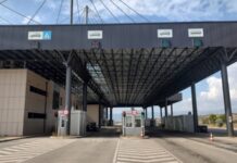 Голова МВС Косова повідомив про відновлення роботи пунктів пропуску на кордоні з Сербією