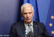 Боррель закликав Захід збільшити допомогу, аби не дати Росії занурити Україну в темряву