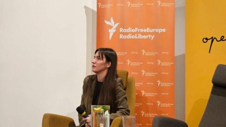 Радіо Свобода провело у Празі захід для біженців за участі посла та чеської омбудсменки