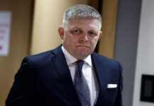 ЄС розглядає блокування коштів Словаччини через відхід від демократії, – Bloomberg