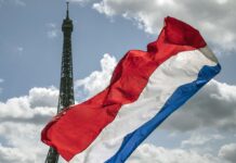 Франція отримає від ЄС гроші з російських активів для передачі зброї Україні