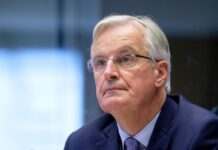 У Франції представили склад нового уряду. МЗС очолив прихильник допомоги Україні