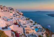 У Греції через великий потік туристів введуть збір за відвідування двох островів