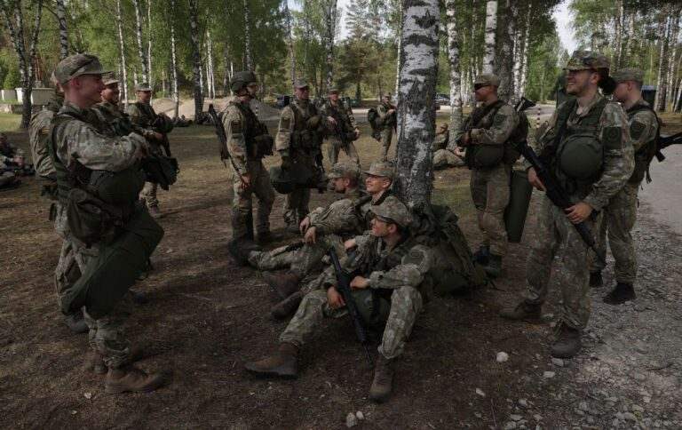 Литва мобілізувала 5,5 тисяч добровольців для захисту держави, – Polskie Radio