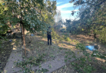 Внаслідок атаки рф на місто Марганець загинула жінка, є постраждалі