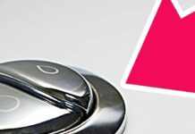 Чому на зливному бачку дві кнопки: відповідь вас здивує