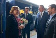 Прем’єр-міністр Латвії приїхала до Києва