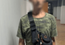 Менш ніж за годину поліцейські Дніпра затримали двох чоловіків, підозрюваних у пограбуваннях