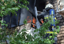 У Запоріжжі вогнеборці ліквідували пожежу у багатоповерхівці