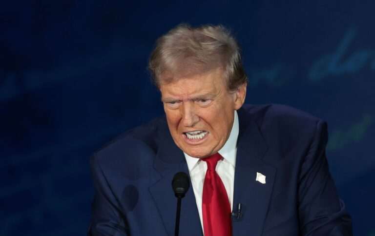 Республіканці розкритикували Трампа за образи Гарріс