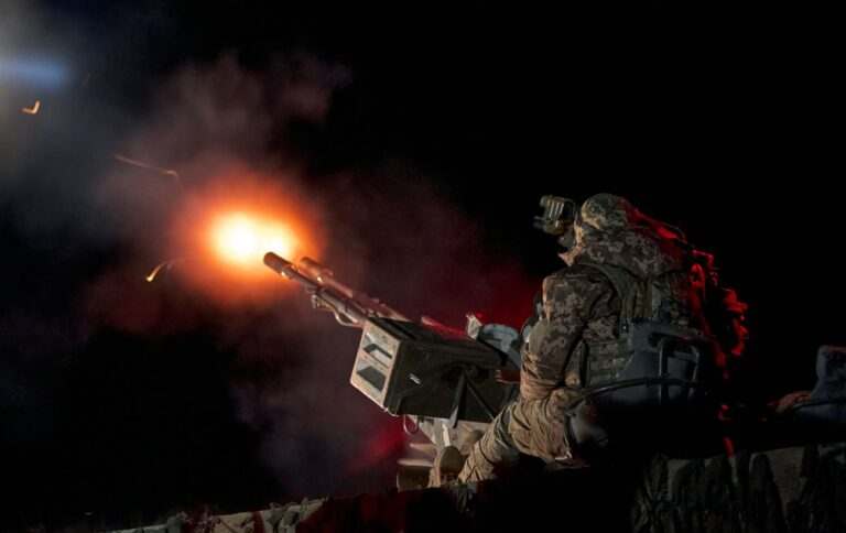 У Київській області працюють сили ППО – військові фіксують дрони