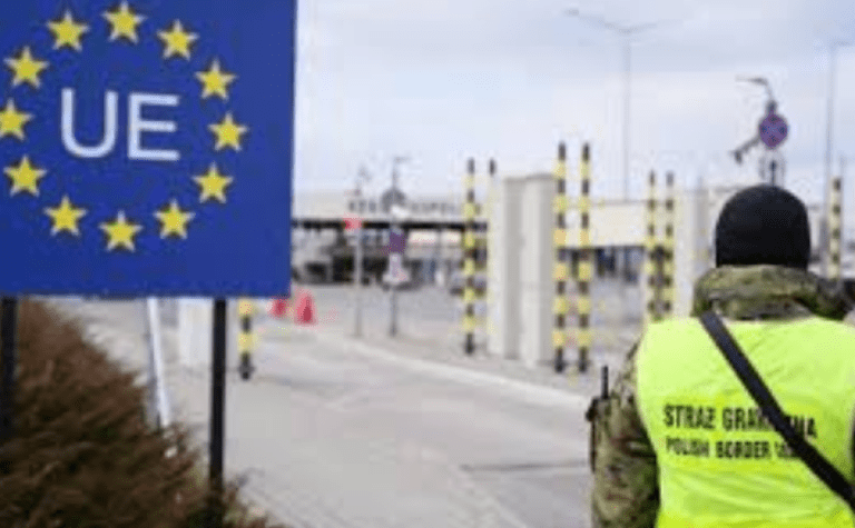 Із 10 листопада змінюються правила в’їзду до ЄС: як пройти паспортний контроль