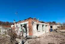 Сили РФ завдали авіаудару по Ківшарівці на Куп’янщині, пошкоджено понад 50 гаражів – ДСНС