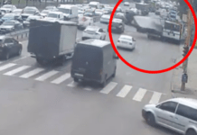 На Слобожанському проспекті у Дніпрі вантажівка врізалася у тролейбус: деталі