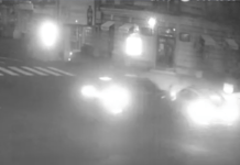 У центрі Дніпра BMW врізався у поліцейську Skoda: подробиці ДТП