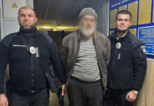 Прийшов додому до знайомого та намагався його вбити: у Запоріжжі затримали 55-річного зловмисника