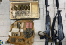 У Дніпрі затримали ділка, який нелегально продавав трофейну зброю рашистів