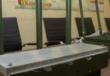 Мер Камʼянського разом із благодійниками передали РЕБи на фронт