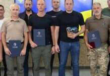 Мер відзначив волонтерів міста у денб ювілея волонтерської організації