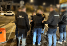 У Львові затримали 18-річного ділка, який переправляв ухилянтів за кордон за 15 000$