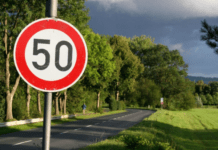 До уваги водіїв: з 1 листопада на деяких ділянках Дніпра змінено швидкісний режим