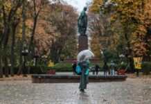 Через сильний дощ у кількох районах Києва сталися підтоплення – влада