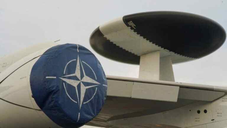 НАТО анонсує додаткове спостереження над Румунією для відстеження військової активності Росії