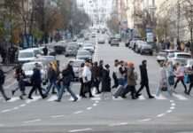 Скільки людей насправді проживає в Україні під час війни: оцінка демографа