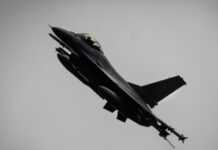 Перші літаки F-16 від Нідерландів доставлені до України – міністр оборони