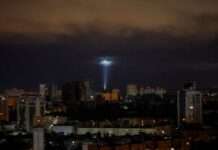 Кличко: відомо про двох постраждалих через влучання дрона в будинок у Києві