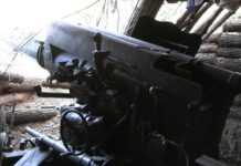 На складах ніколи не було. Де РФ могла взяти рідкісні гармати Д-74, які вже є на фронті