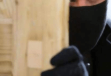 Де не варто ховати гроші: 10 місць, про які точно знають грабіжники