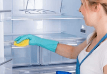Чому в холодильнику накопичується вода та як запобігти серйозним проблемам
