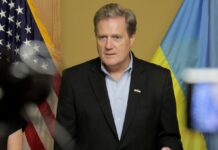 У Конгресі закликали Байдена до “прямих воєнних дій” через війська КНДР в Росії